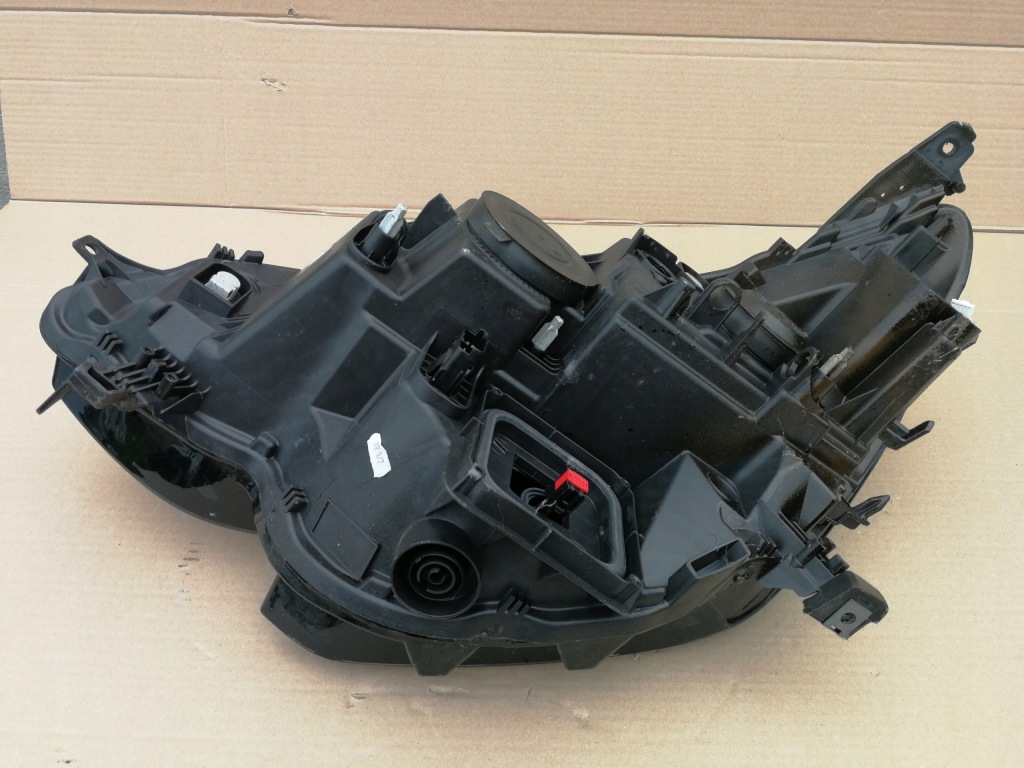 Renault megane iv 4 16- фара фара правая  перед led h7 260108478r Киев