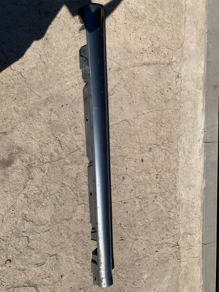 фото №1, Mercedes-benz оригінальний номер a2056907002 накладки порогові