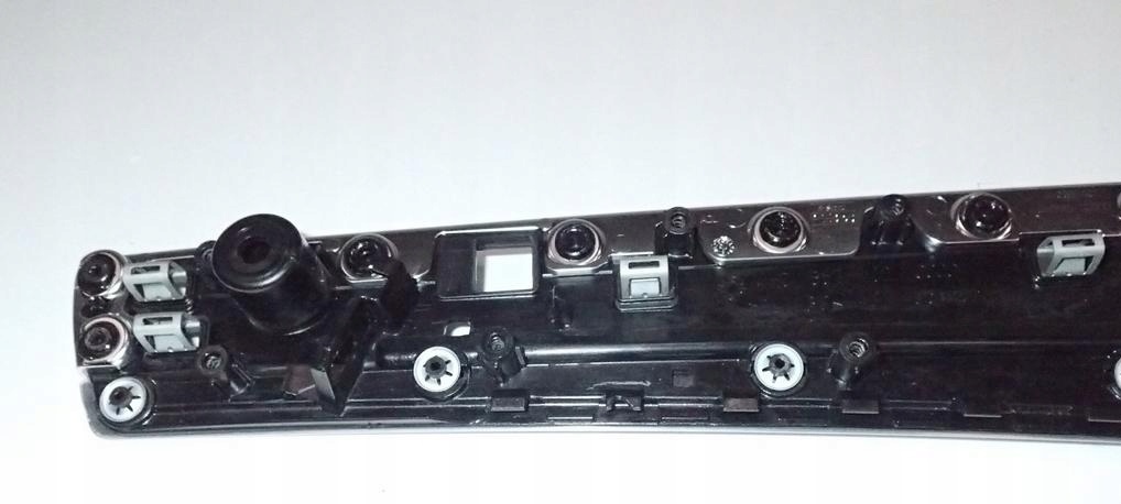 фото №11, Молдинг ручка правий перед 4h0867102 audi a8 s8 d4