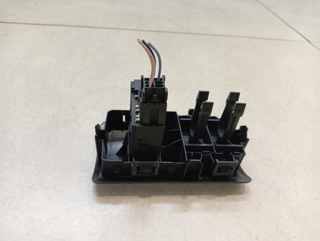 фото №3, Регулятор света renault clio iii 1.2 8200379685