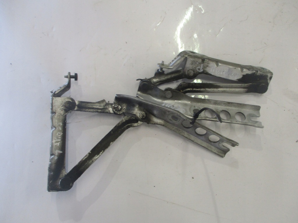 фото №1, Петля петли капот комплект skoda fabia ii scout la7w