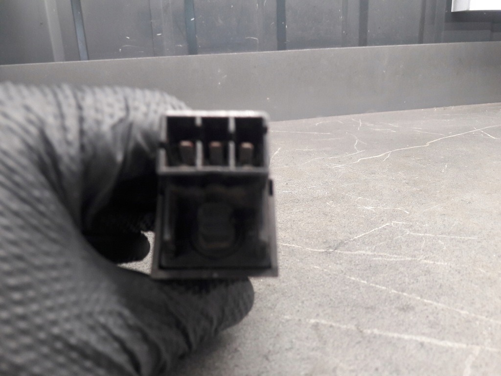 фото №3, Перемикач розпилювача renault r5