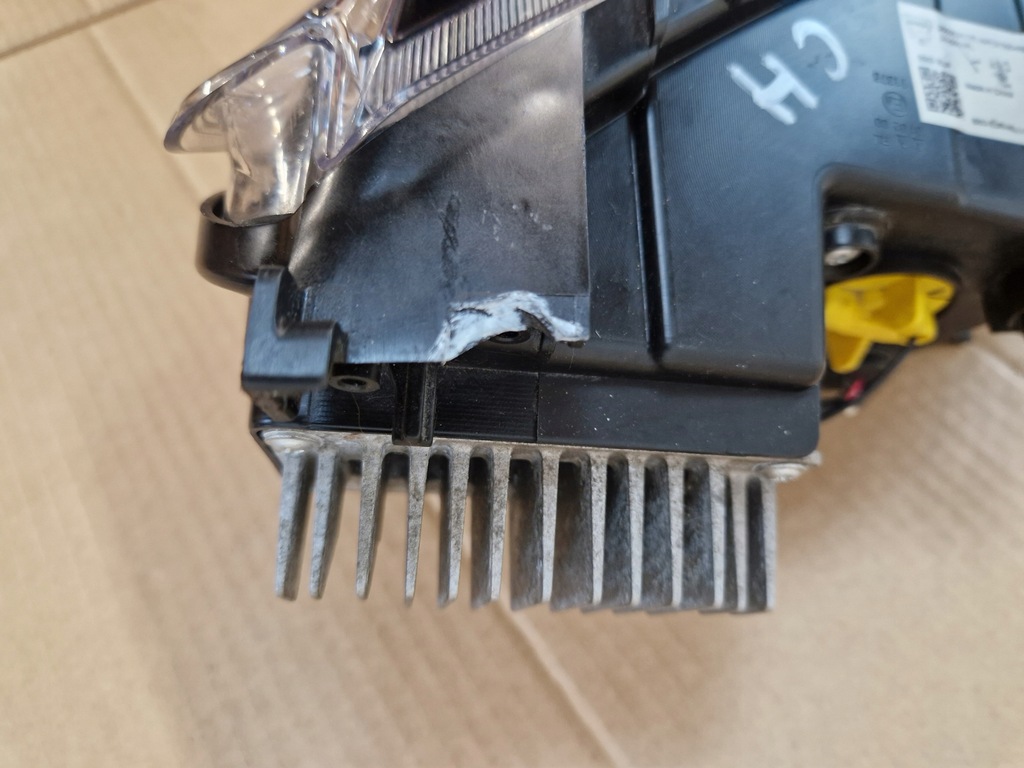 фото №10, Dacia spring лампа передня перед протитуманна фара ліва права сторона 266052417r