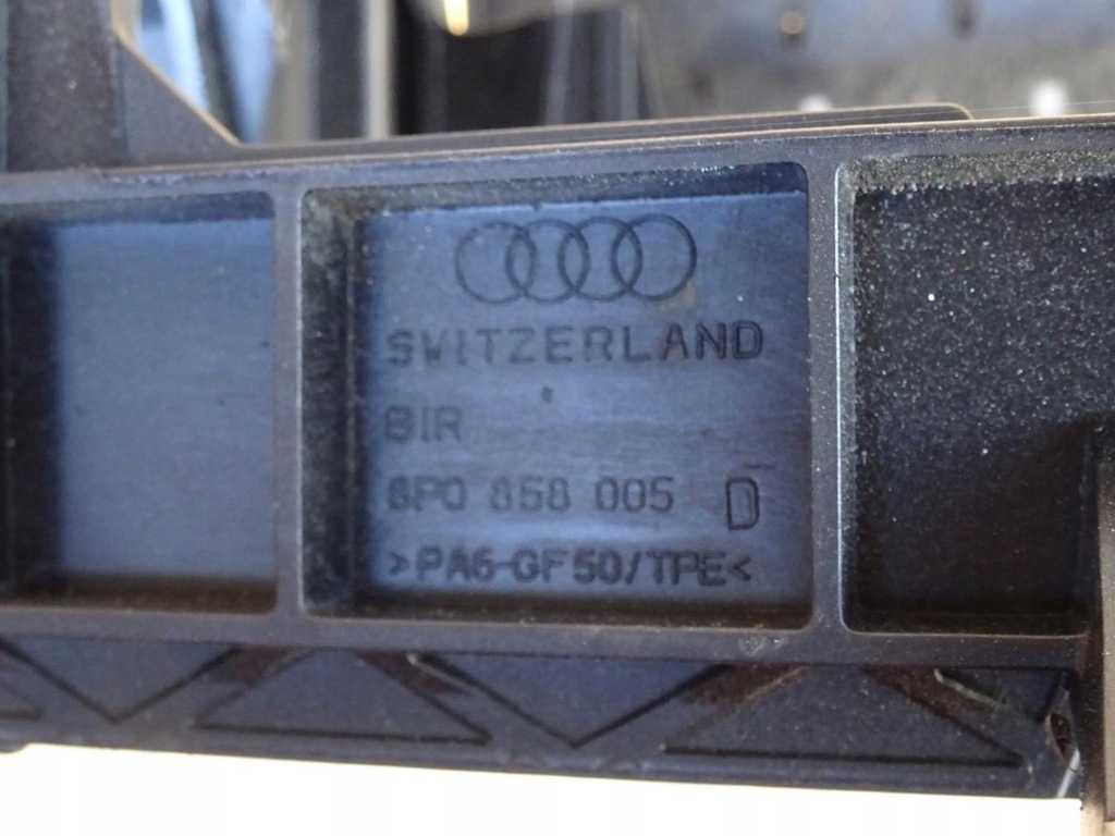 фото №8, Audi a3 8p 03-12 рамка корзина радіо навігації 2 din 2din 8p0858005d