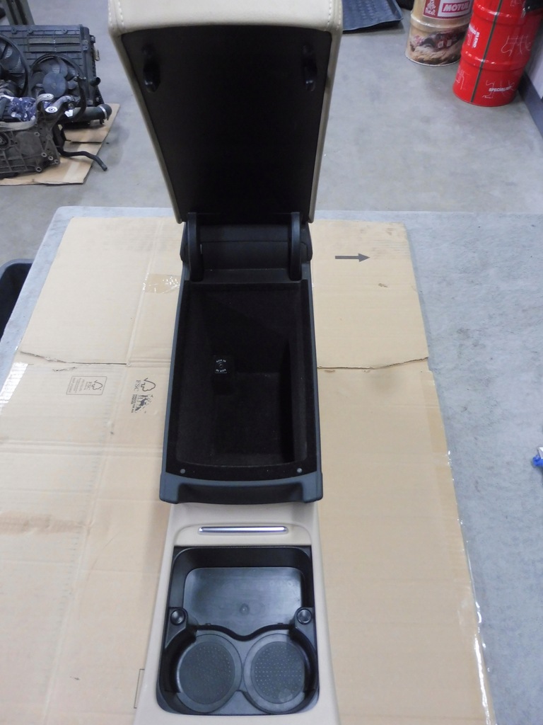 фото №9, Volkswagen vw cc 2012-2016 туннель средний подлокотник бежевый светлый europa