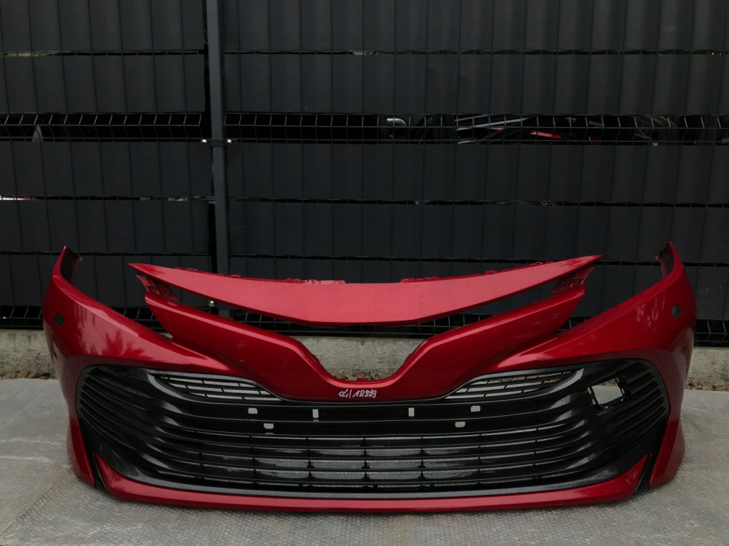 фото №1, Toyota camry 8 viii бампер перед передній sprysk pdc 2018-
