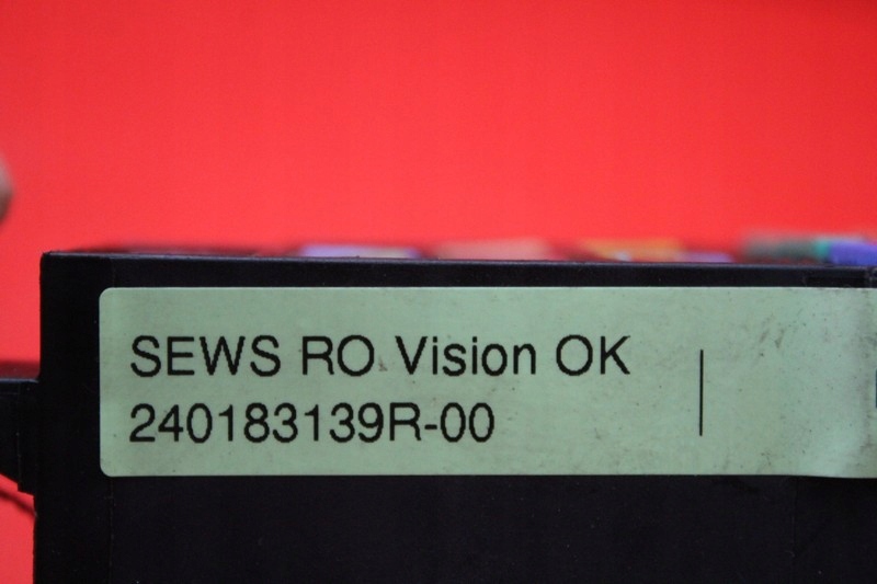 фото №8, Коробка запобіжників 7703297597 dacia duster 1 i 1.6 16v 102 km 10-13