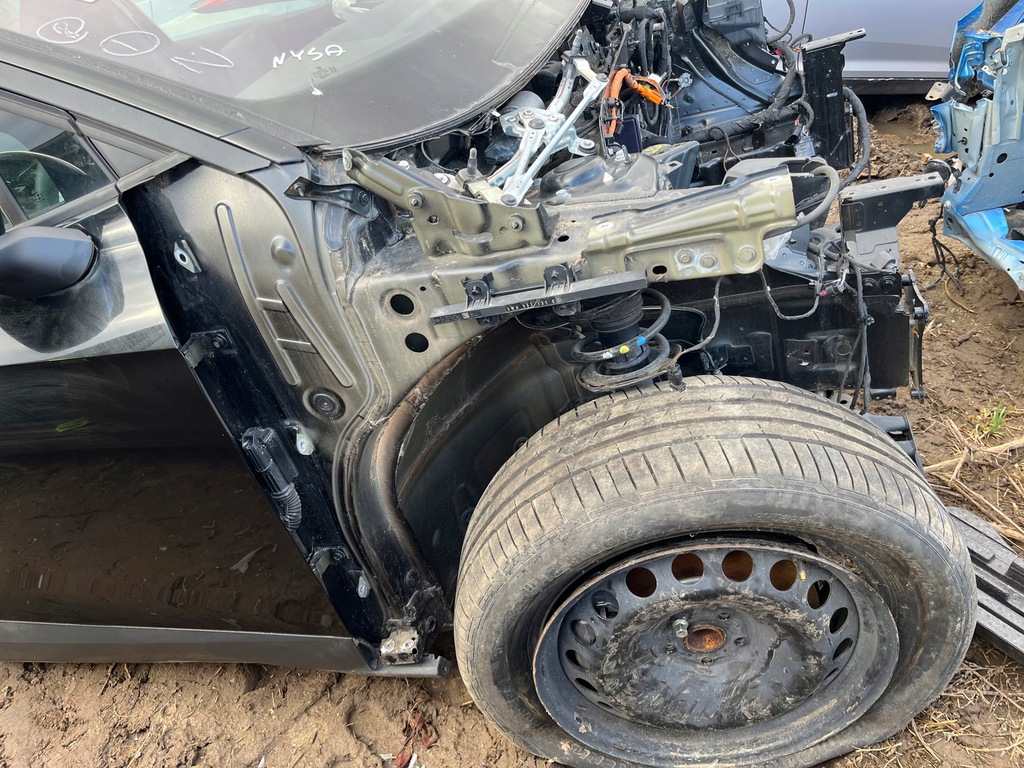 фото №1, Чверть права перед volkswagen id.4 mythos black