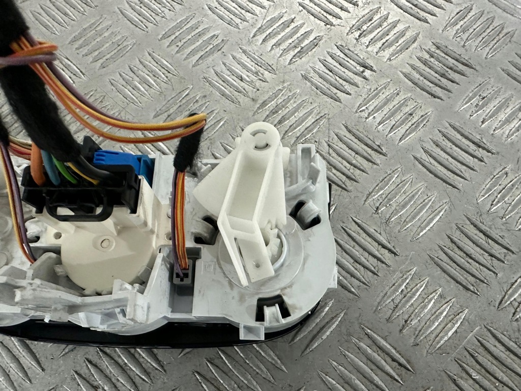 фото №16, Opel corsa d панель кондиціонера 5p2724510