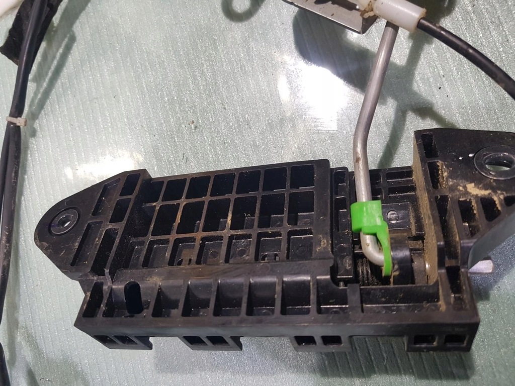 фото №6, Замок дверь левый задняя toyota hilux viii