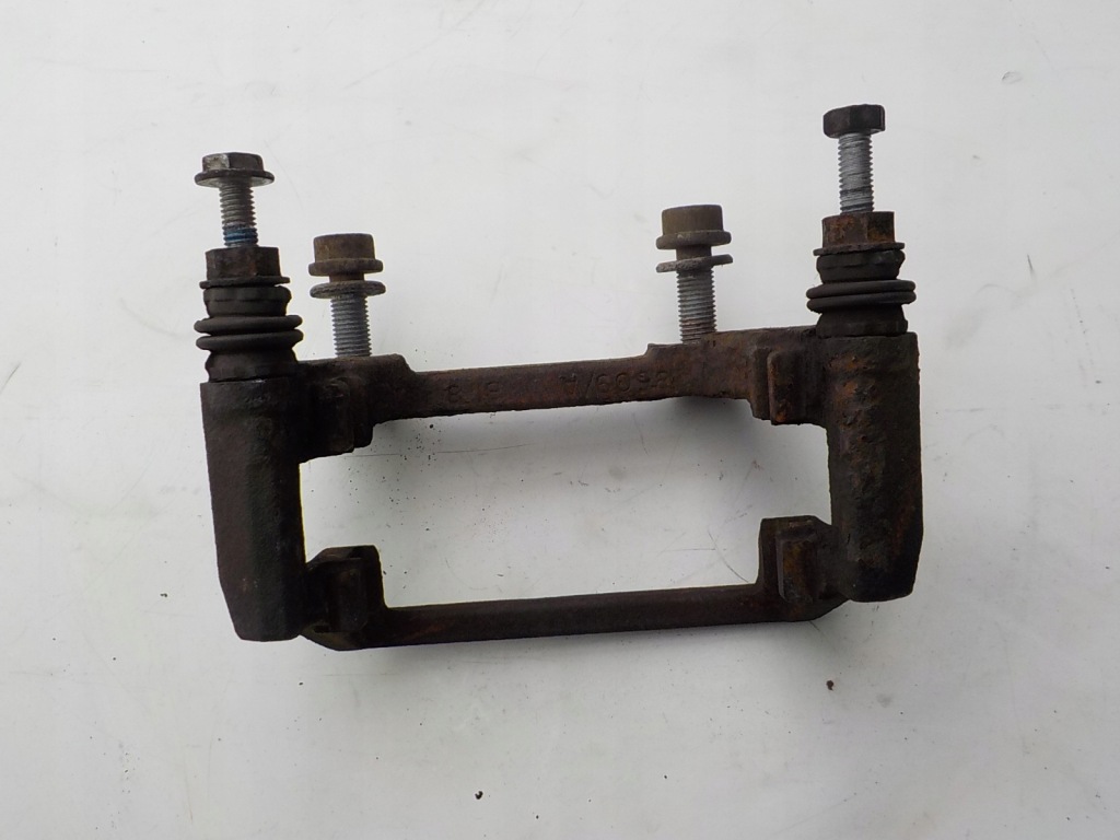 фото №1, Audi a8 d4 4.2 tdi скоба супорт задня задні