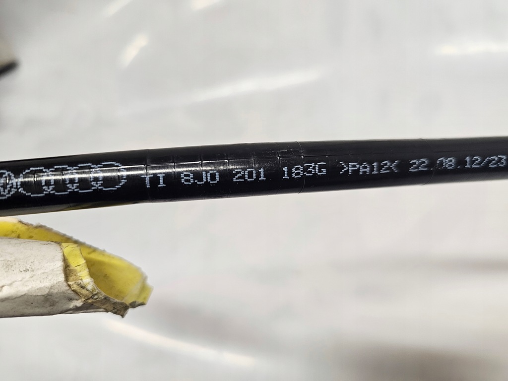 фото №5, Audi tt 8j шланг труба трубка пального 8j0201183g