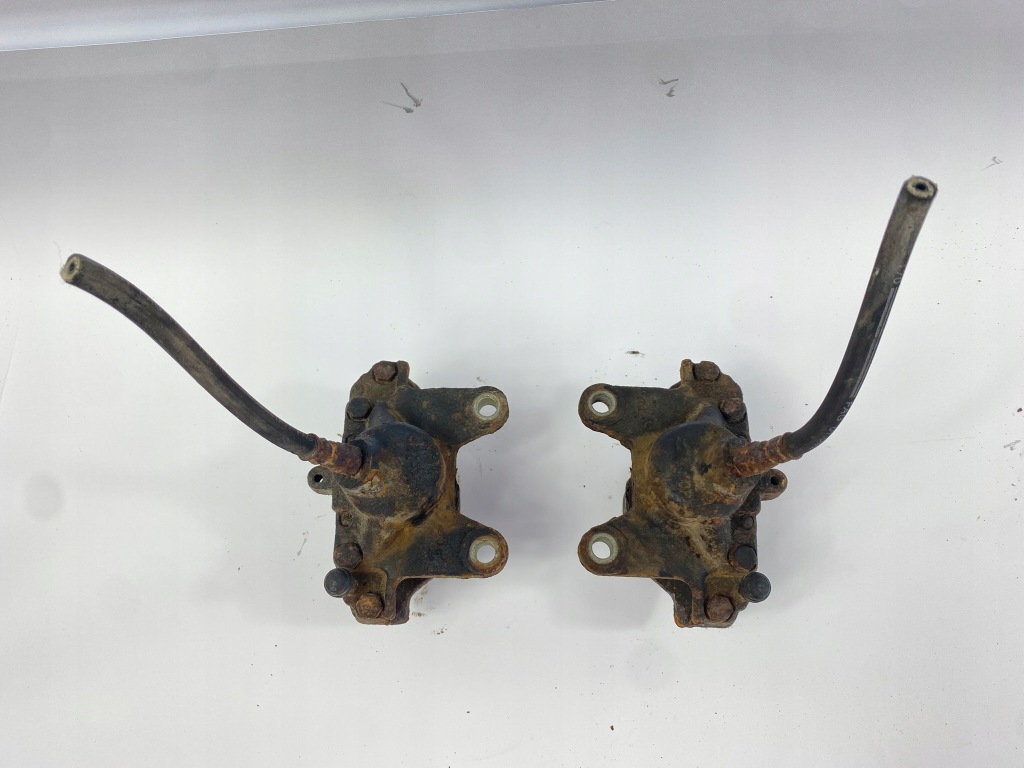 Суппорты тормозные тормоза задние задний  комплект  правый левый тормозные колодки mercedes w124 Цена