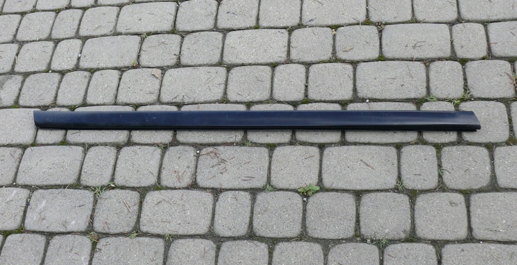 фото №1, Молдинг нижня двері лівий перед audi a8 d2 lift 99-02r. 4d0854939a