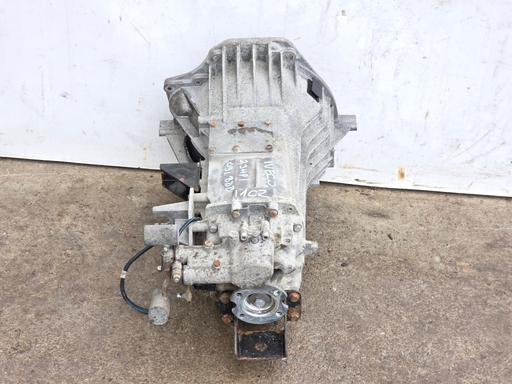 Iveco daily 4 iv 06-14 коробка передач передач 2.3 hpi 5-передач 2830.5 1cz bdb Недорого
