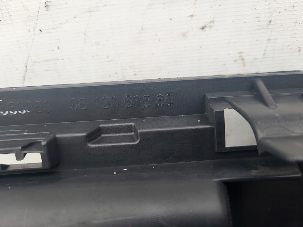 фото №6, Решітка бампера перед citroen berlingo 2018r