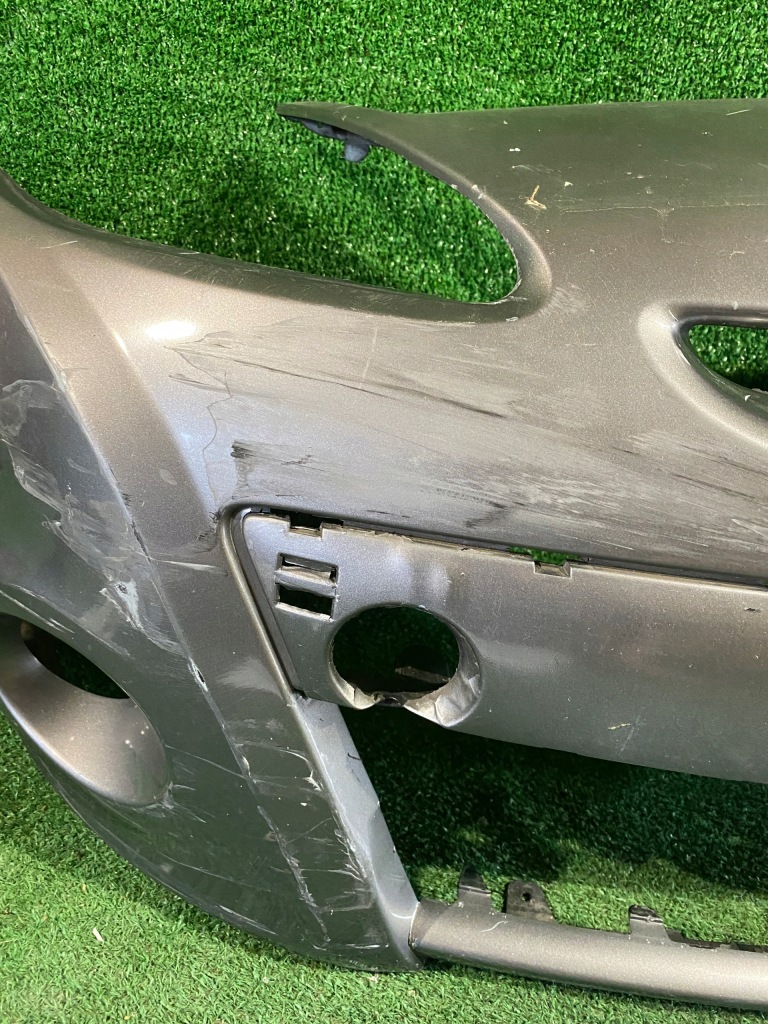 Бампер передний перед renault clio 3 рестайлинг  185 Оригинал