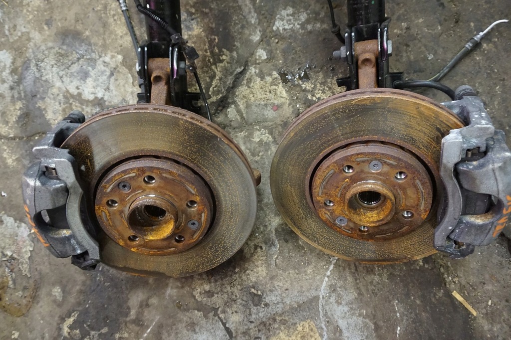 фото №3, Амортизаторна стійка правий renault trafic iii lift 1.6biturbo