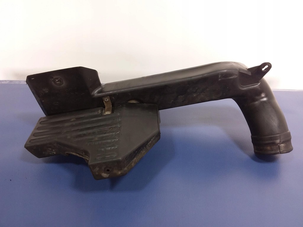 фото №3, Kia carnival up/gq 2.9 crdi труба впускний