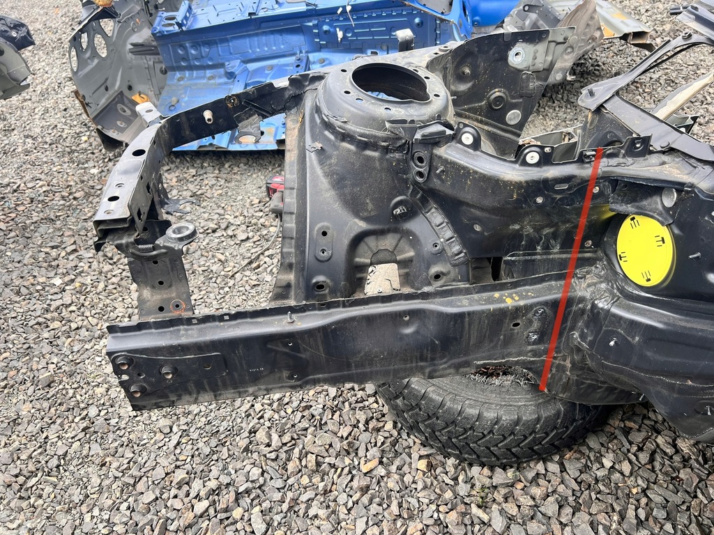 фото №12, Подкрылок порог лонжерон правая bmw f30 f31 668