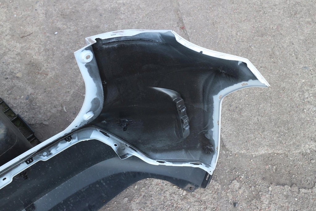 фото №11, Бампер задняя задний toyota yaris cross 2020- 040 52159-0db40