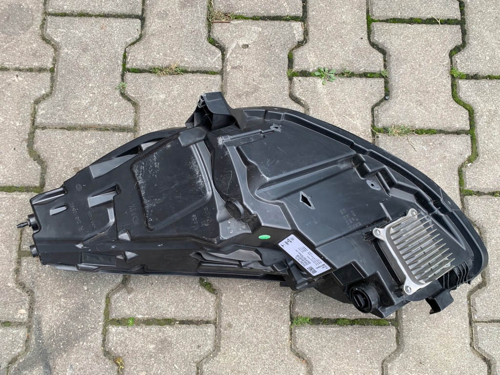 Tesla 3 lift y лампа правый перед full led 1514953-00-d Цена