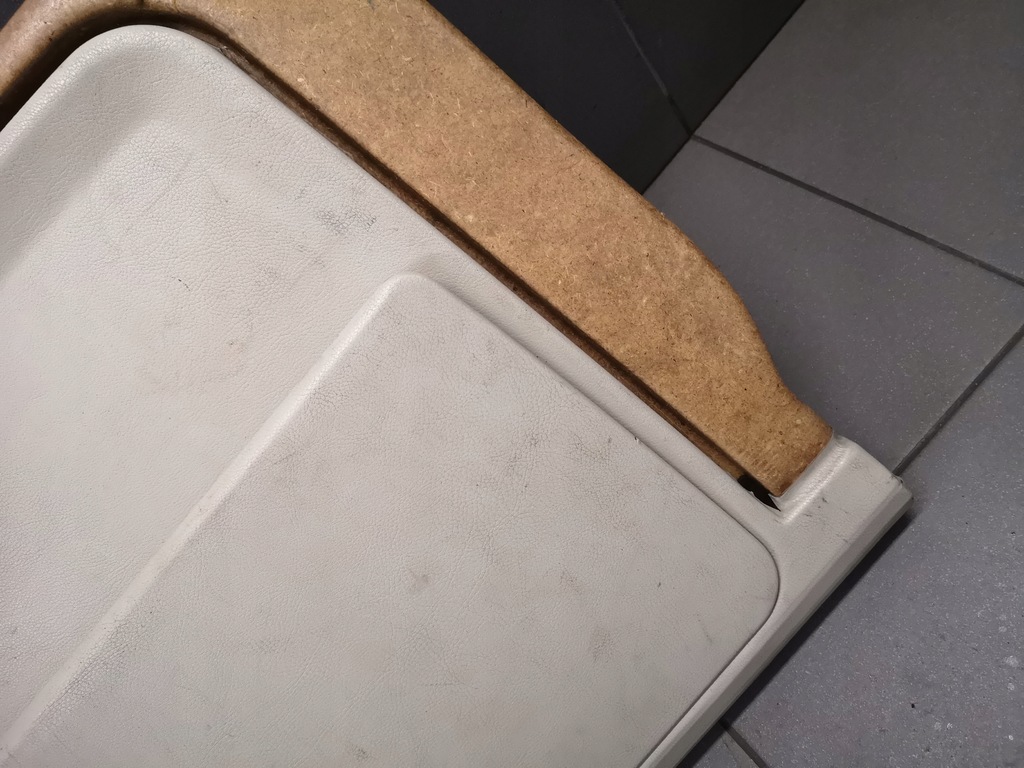 фото №5, Корпус сиденье правый перед задняя audi a8 d2 krem