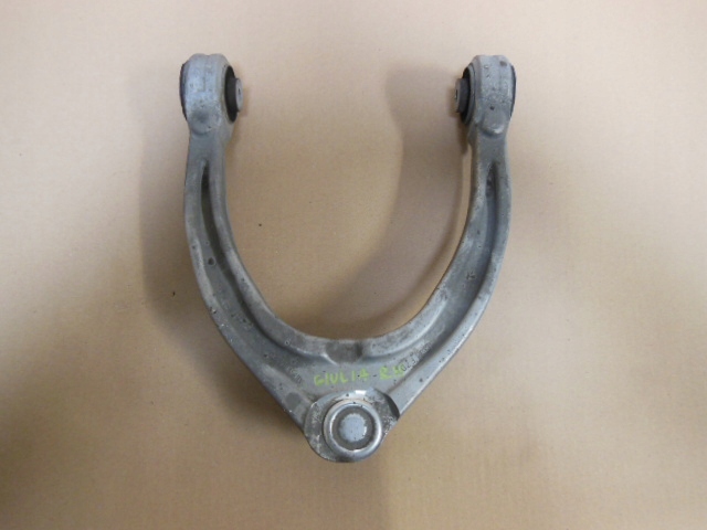 фото №1, Рычаг правый alfa romeo giulia 2.2d