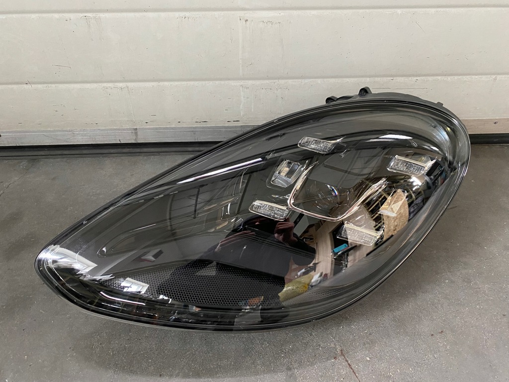 фото №1, Porsche panamera 971 full led ліва лампа