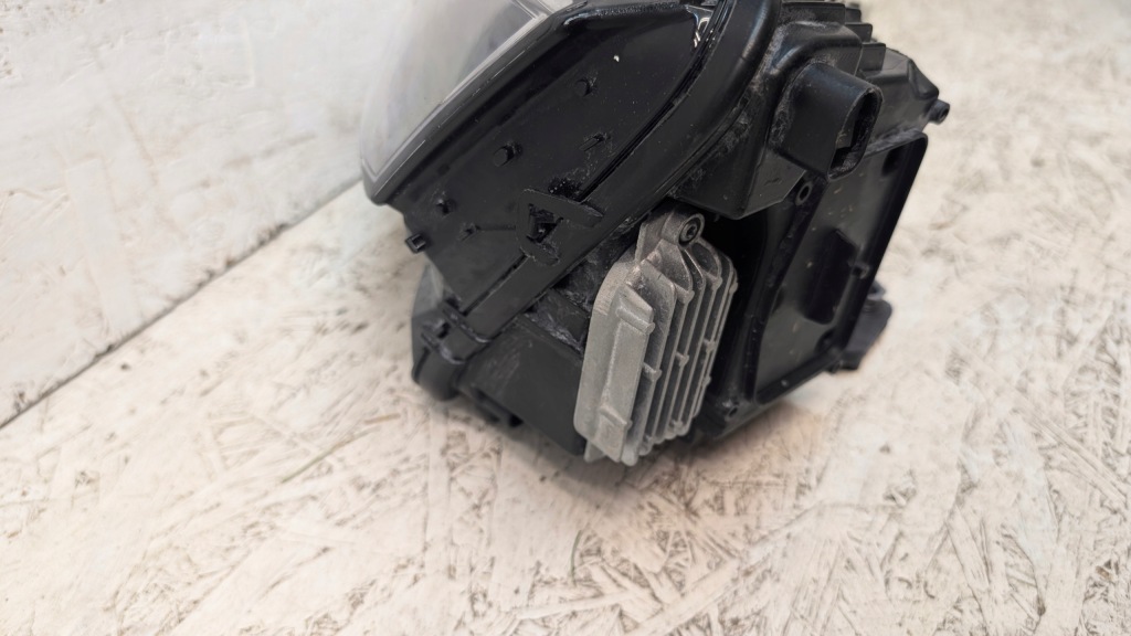 Skoda scala рестайлінг  655 фара перед ліва full led 655941015 Доставка