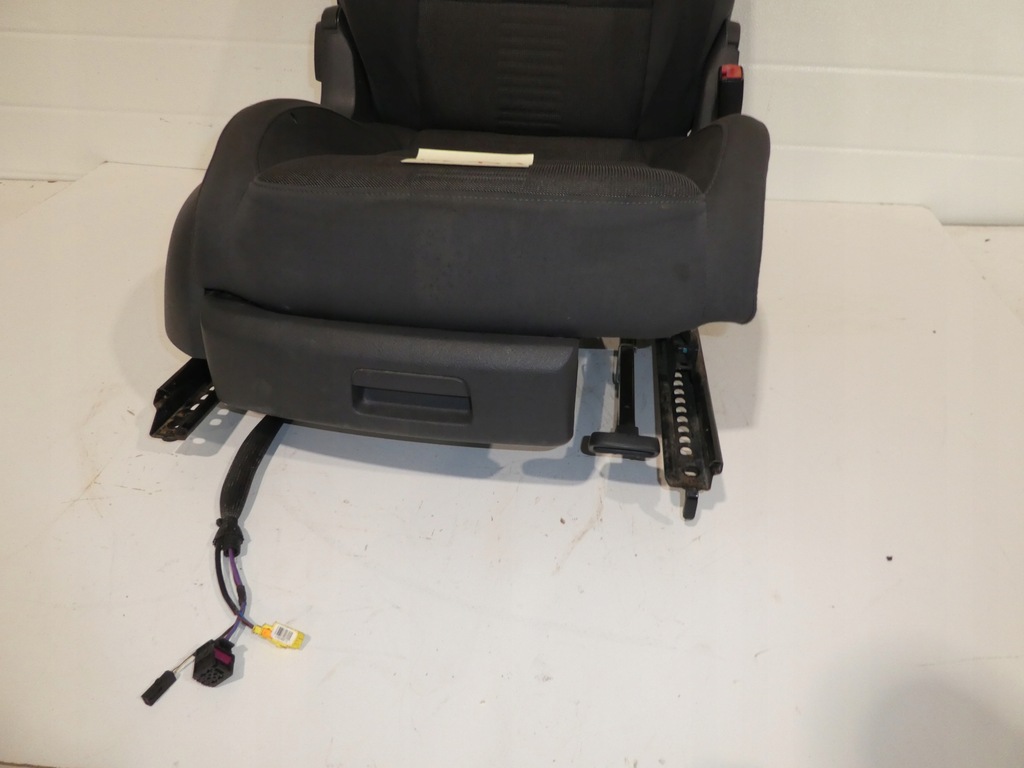 фото №9, Сиденье правый перед vw touran