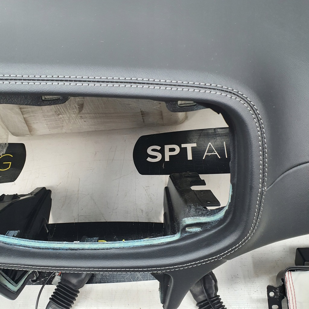 фото №6, Charger панель приладів консоль подушки безпеки ремені подушка безпеки