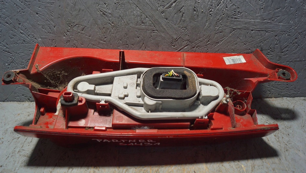 фото №10, Лампа левый задняя peugeot partner iii berlingo iii 9680608080 s1431