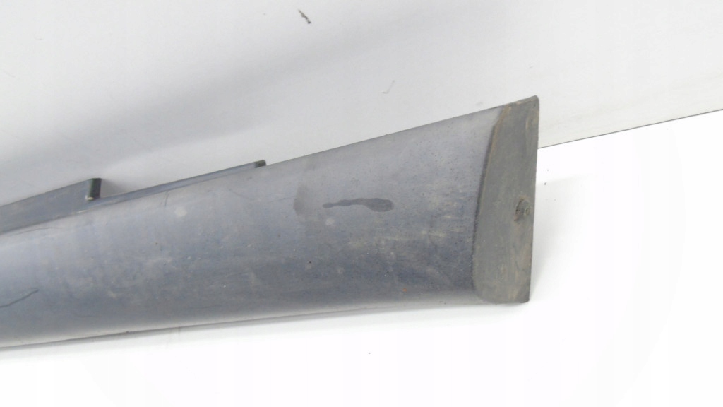 Молдинг порог правая jeep commander Оригинал