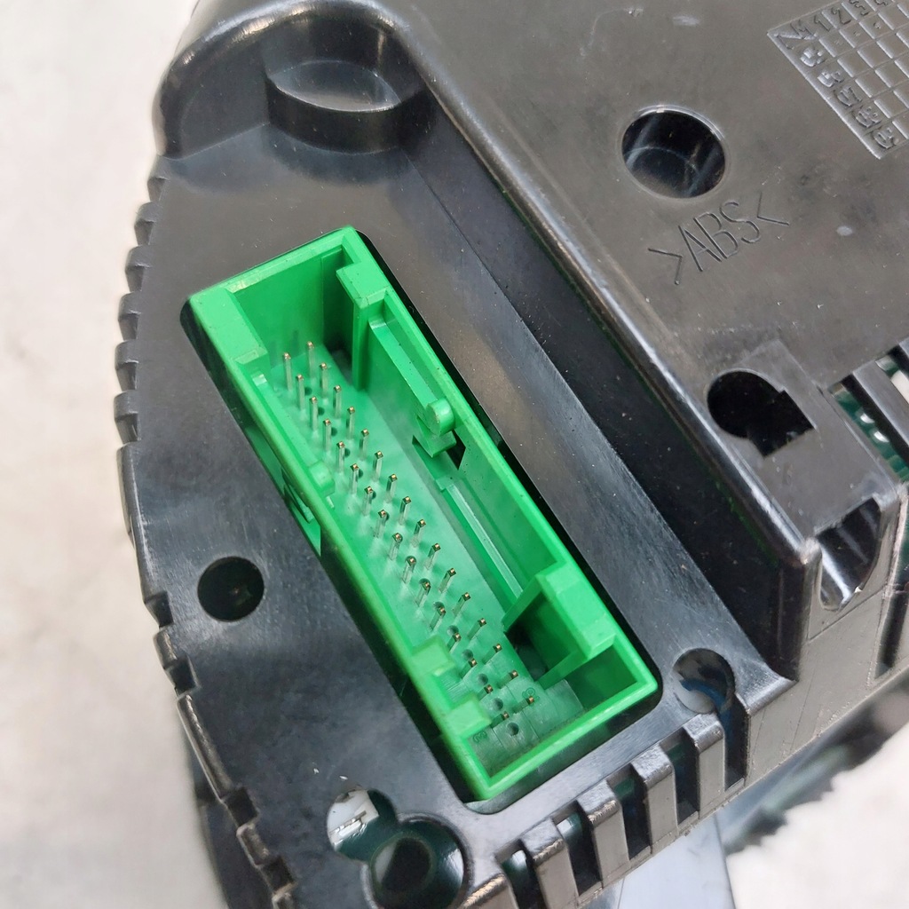 фото №16, Audi a4 b6 3,0b quattro счетчик приборы europa