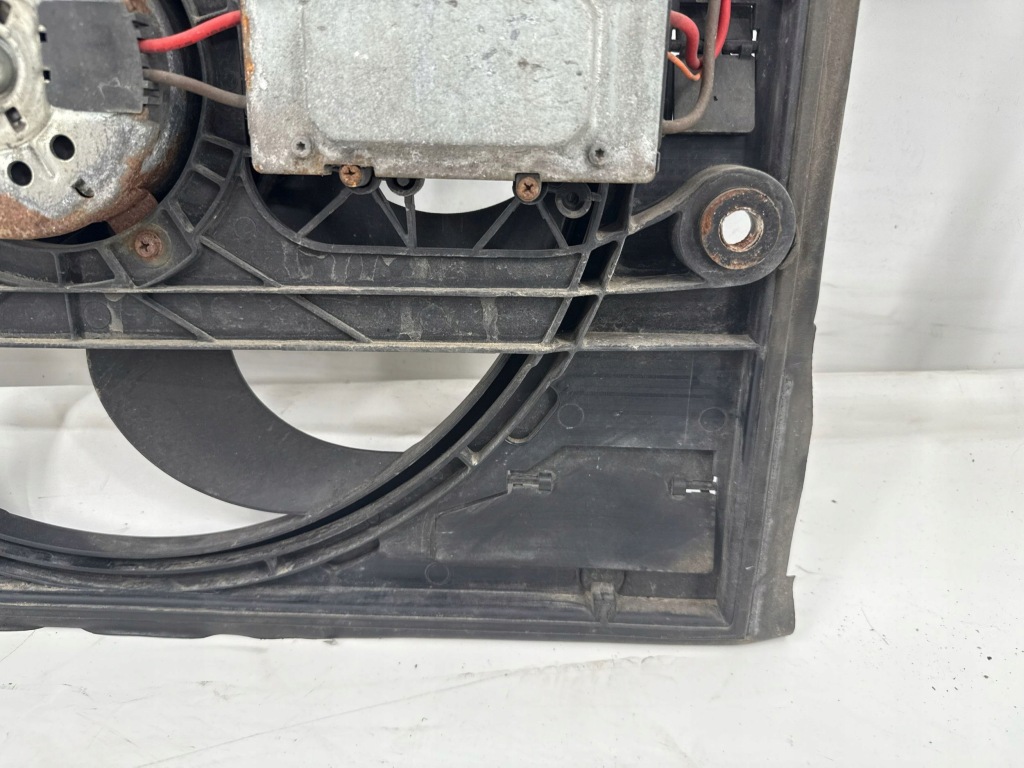 Вентилятор радиатора bmw 3 e46 195003 Киев