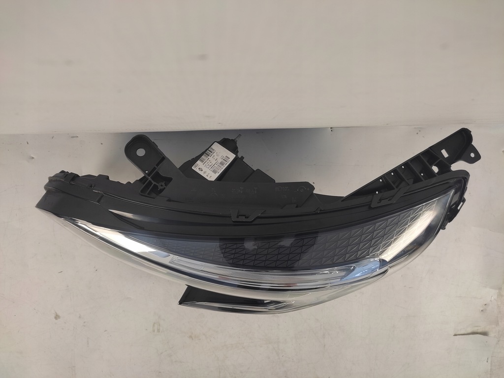 фото №3, Renault clio v лампа ліва передня перед full led 2019-