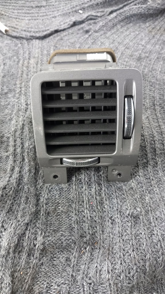 фото №1, Решётка обдув opel signum 07r hb 1.9td