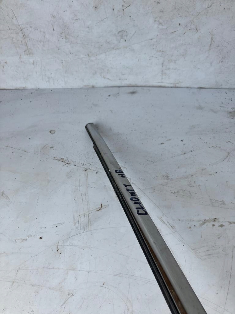 фото №3, Молдинг дверь правый задняя clio iv hb