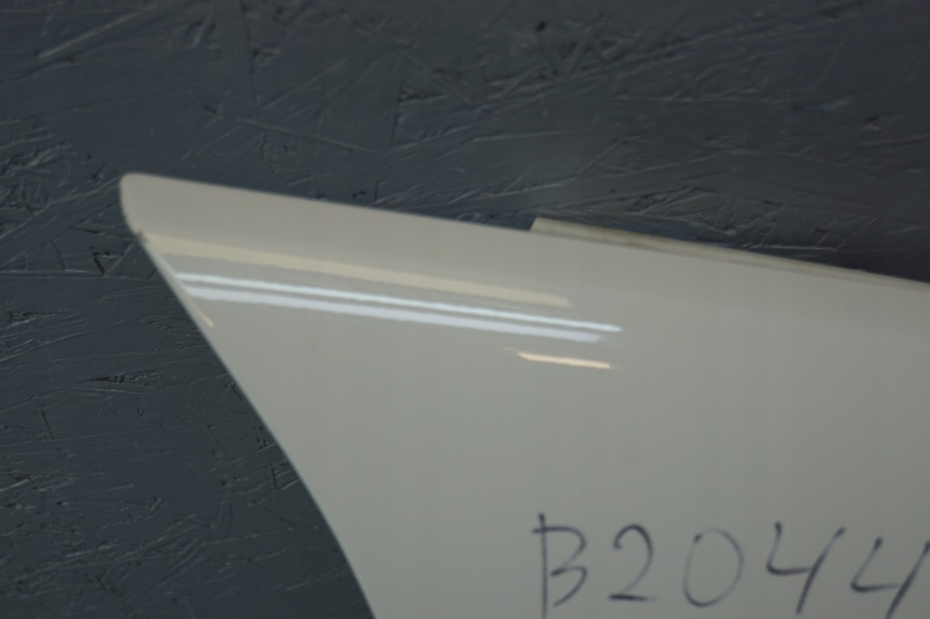 Купить Крыло  правый  перед bmw e90 e91 рестайлинг