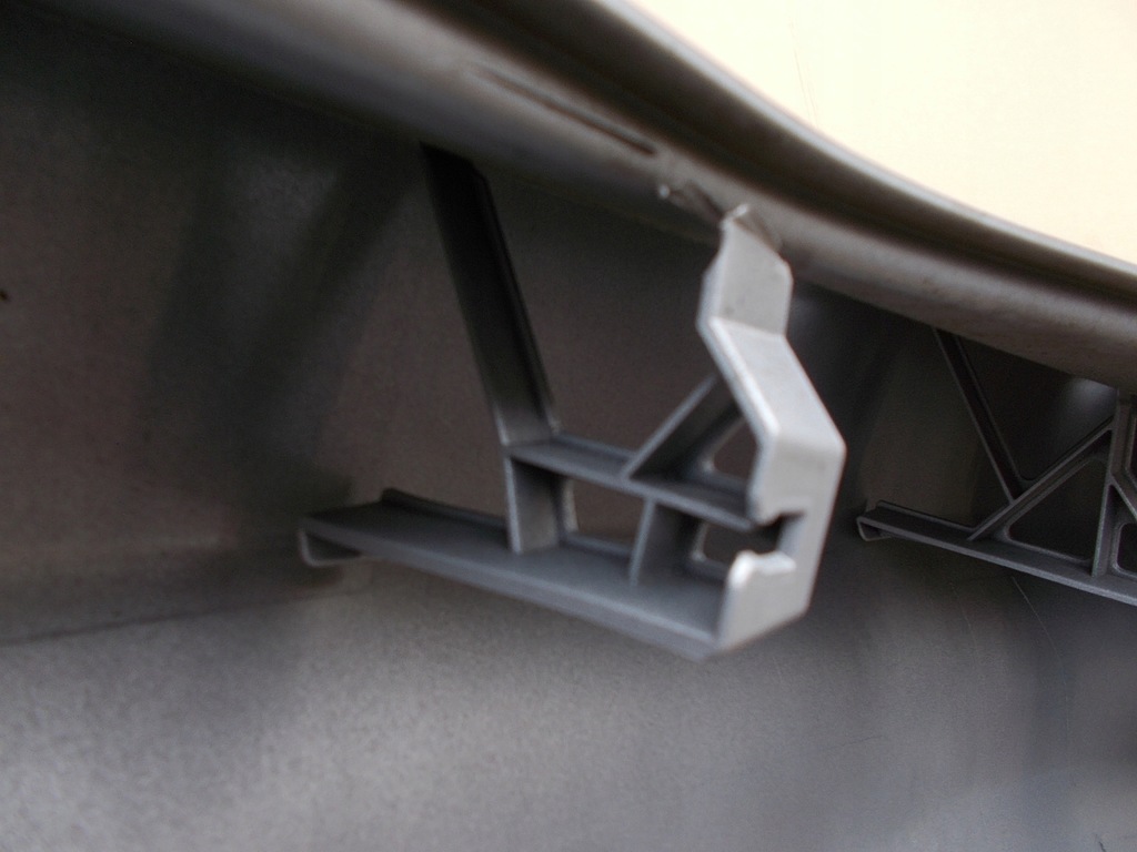 фото №14, Накладка молдинг кришки задня ford mondeo mk5 kombi