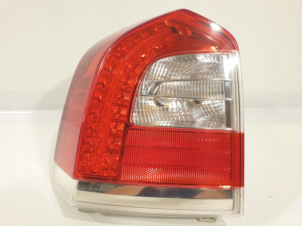 фото №11, Volvo v70 iii xc70 ii 12-16 лампа задняя кузовная левая lh 31395959