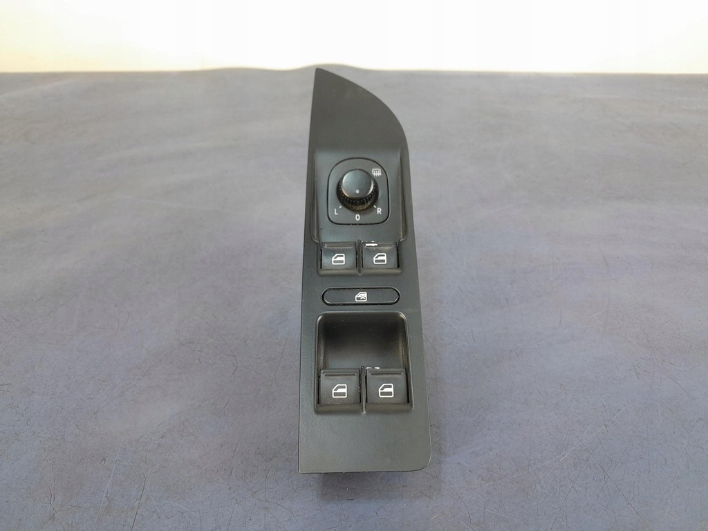 фото №1, Vw passat cc переключатель окон левый перед