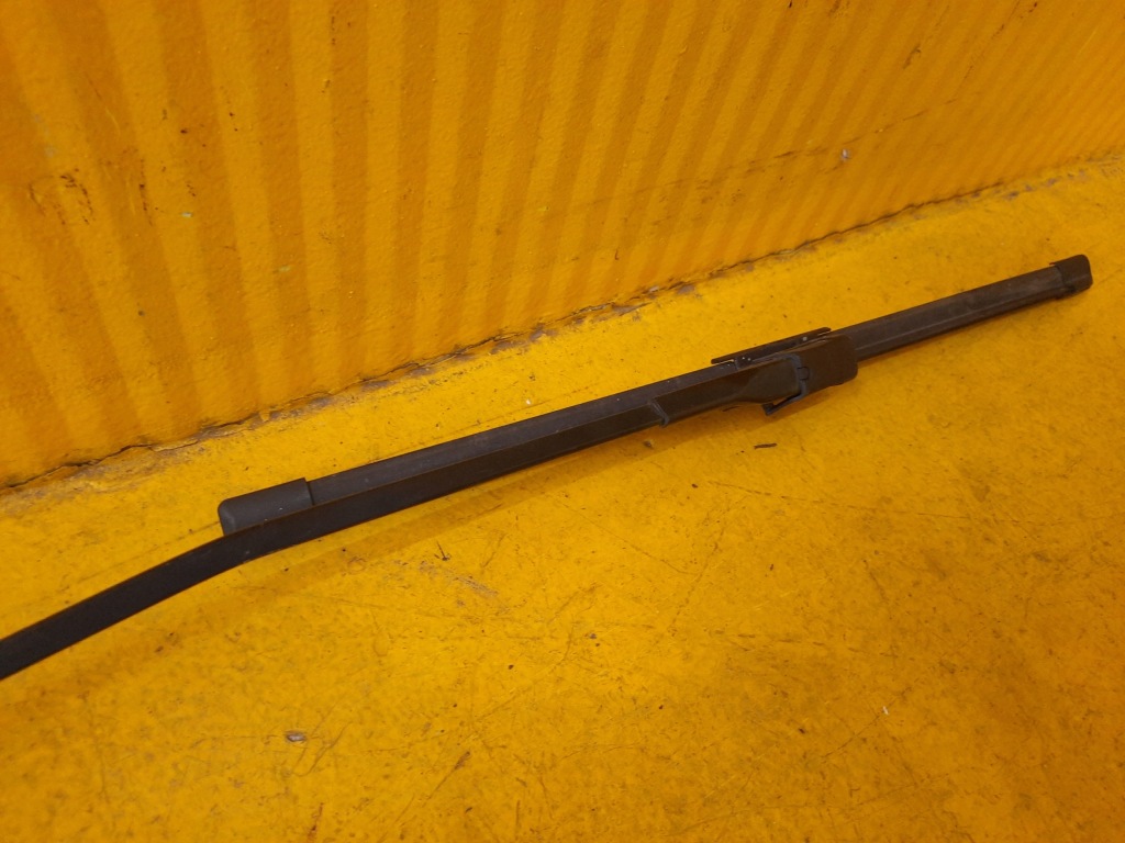 фото №3, Mercedes w447 рычаг дворники правое