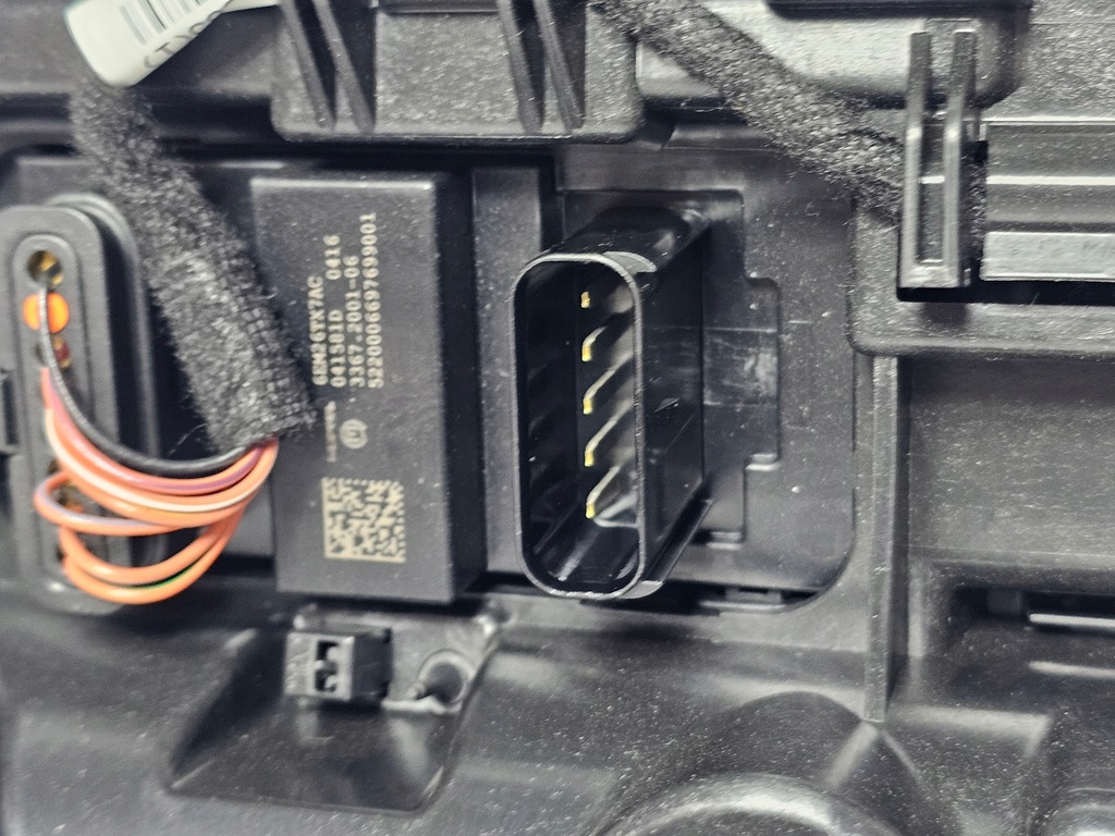 фото №10, Dodge ram v 19- лампа консоль потолочный 6ek041x7af usa