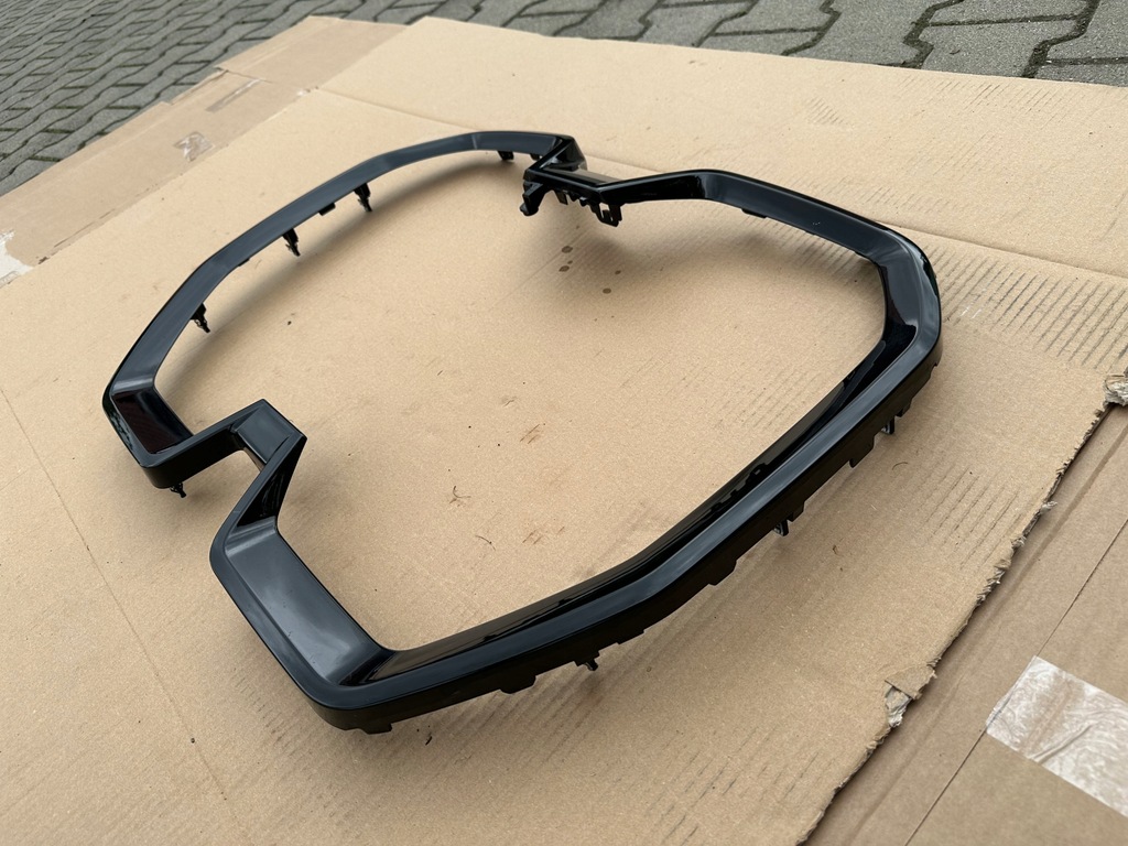 фото №4, Bmw ix i20 рамка решітка решітка