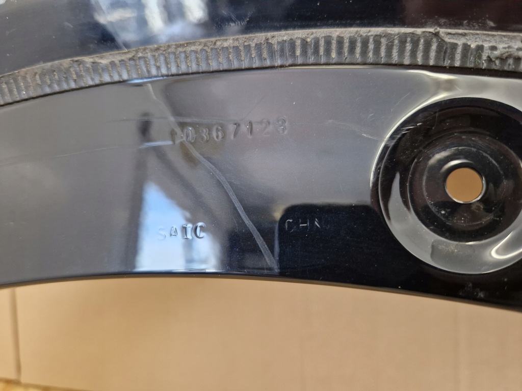 фото №11, Крила перед правий mg hs 18-