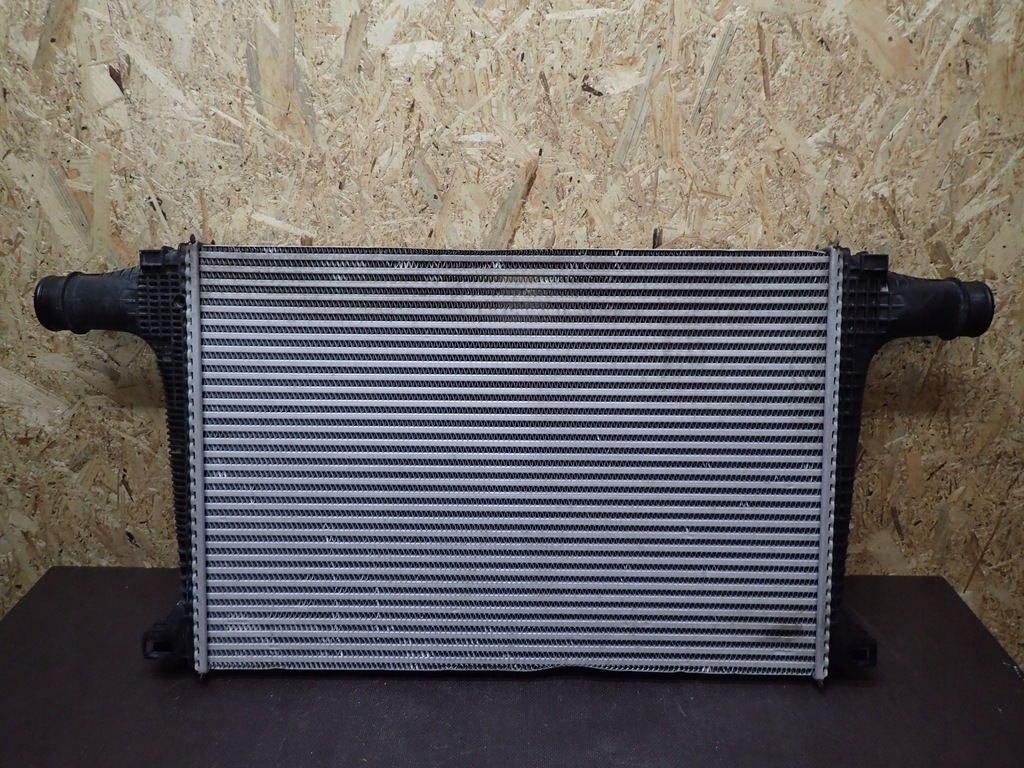 фото №1, Інтеркулер audi q7 4m0145805q