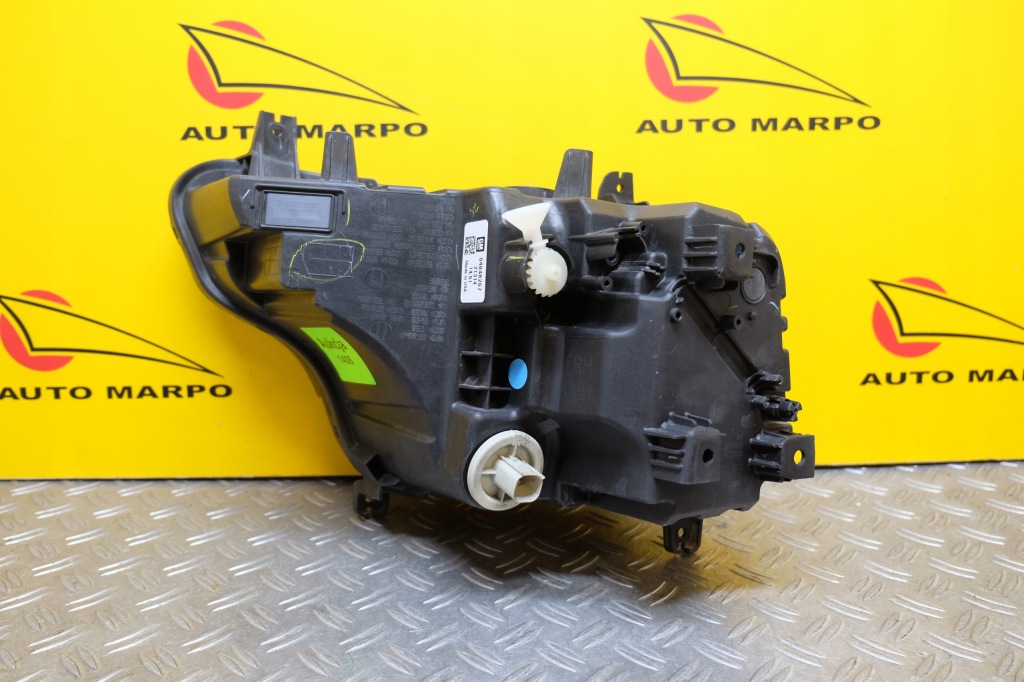 Buick enclave рестайлінг  2021- фара лампа перед full led r америка Зі Шроту