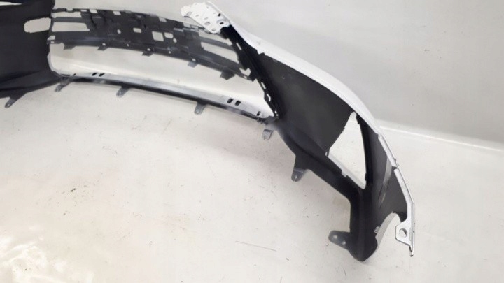 фото №8, Lexus is-200 2017 бампер перед